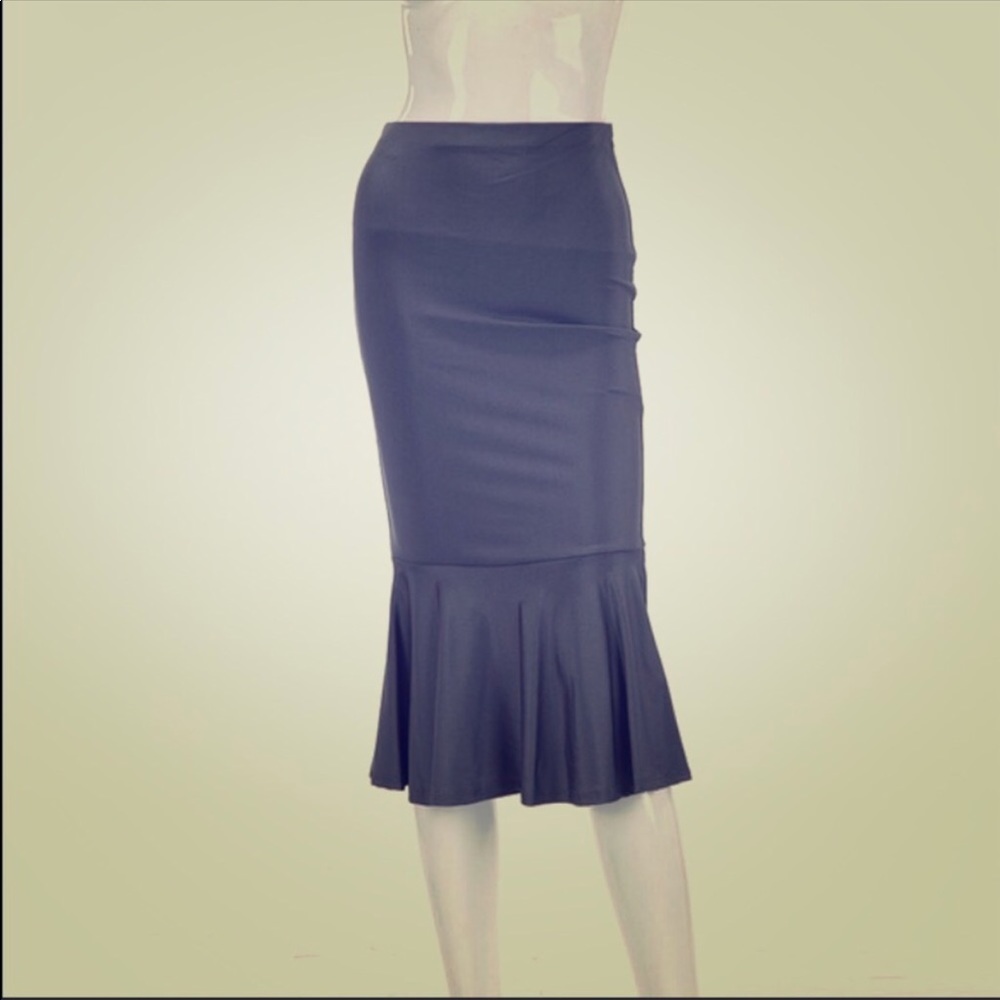Pencil skirt